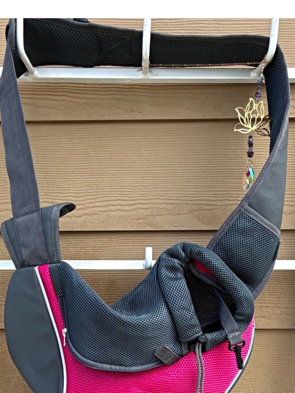YUDODO New Adjustable Pet Sling Carrier , Neck, collar mesh extras Pink&Gray S